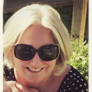 Meet your Posher, Valerie